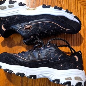 Skechers d lites black with gold beads, size 7.5